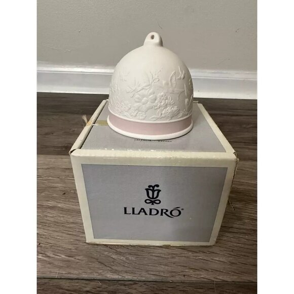 Vintage 1991 Lladró Spring Bell Campana Primavera Item No. 7613 w/Box Preowned - Picture 2 of 5